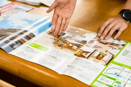 パンフレットを用いた介護についての相談